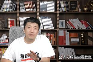 恩比德：斯普林格在防守端很努力 他应该获得较多上场时间